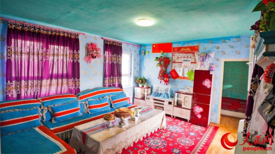 达里雅布依村搬迁后的民居。人民网 李欣洋