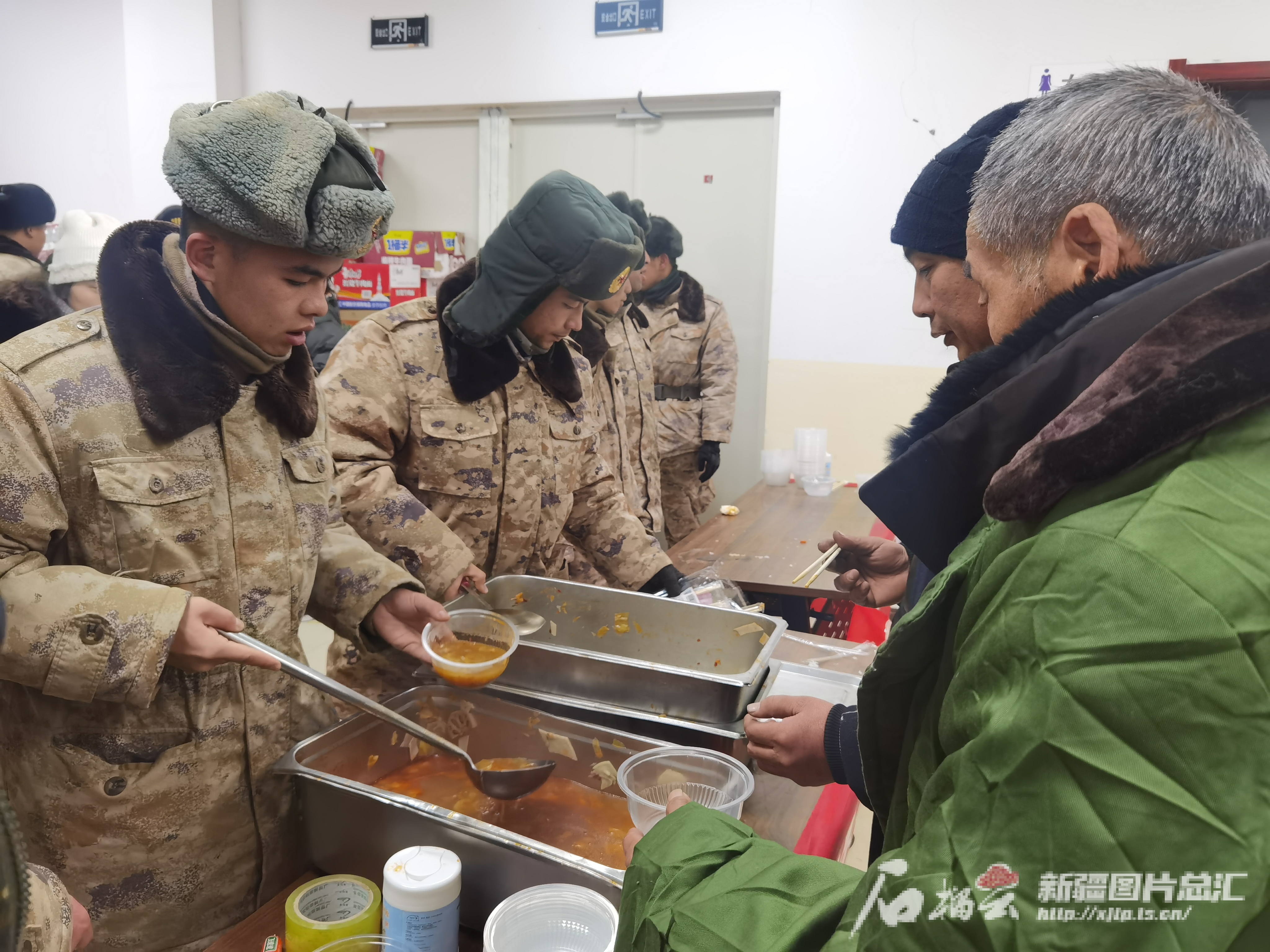 再探阿合奇县安置点房屋排除隐患部分居民回家