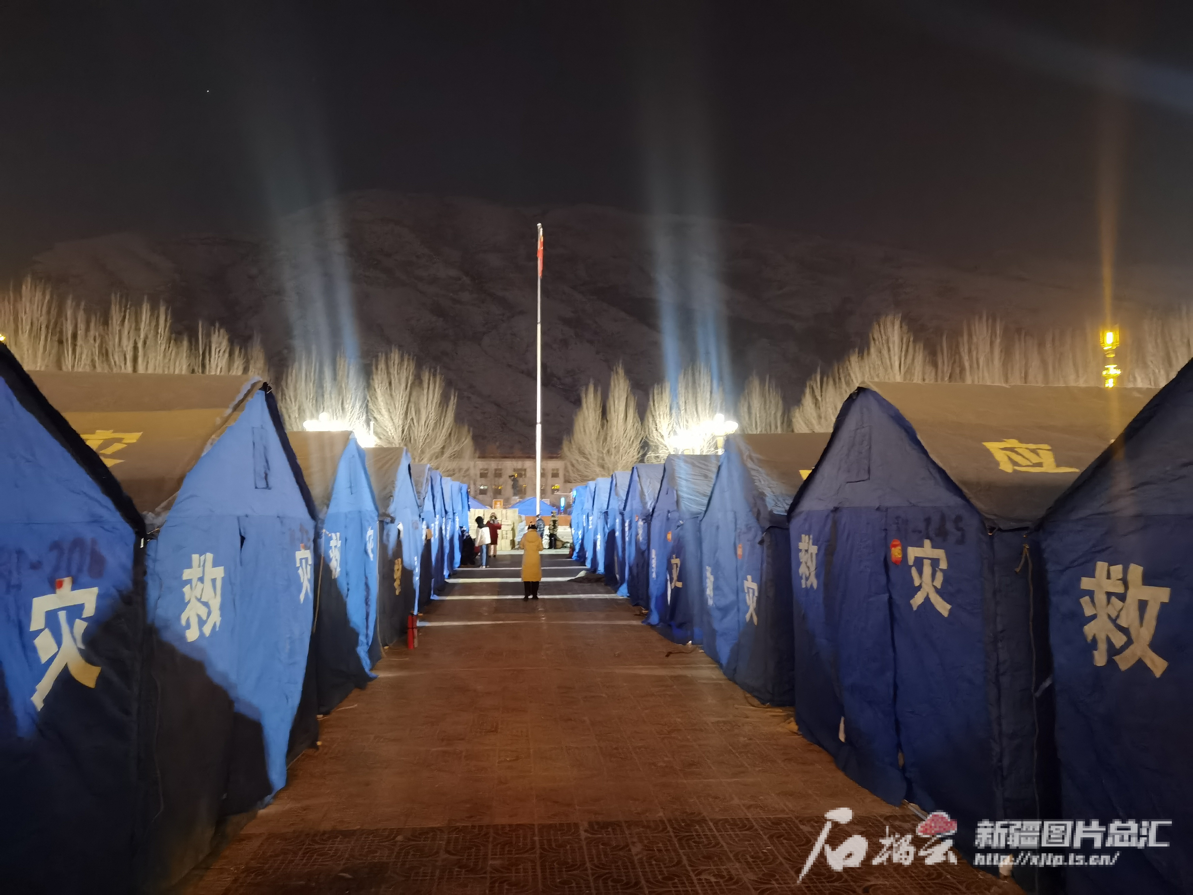 再探阿合奇县安置点房屋排除隐患部分居民回家