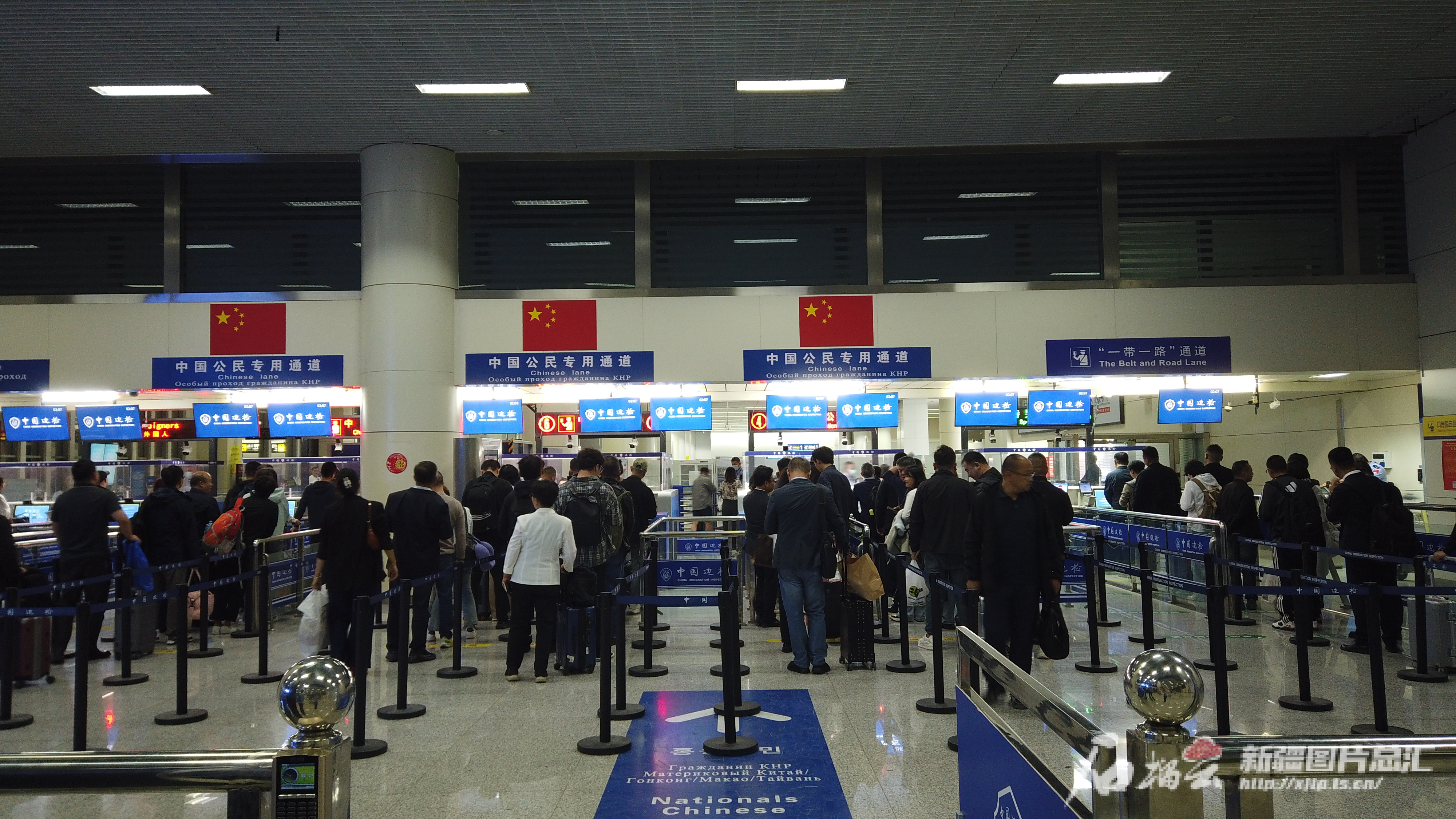 暑运以来,乌鲁木齐国际机场口岸出入境人员超13万人次