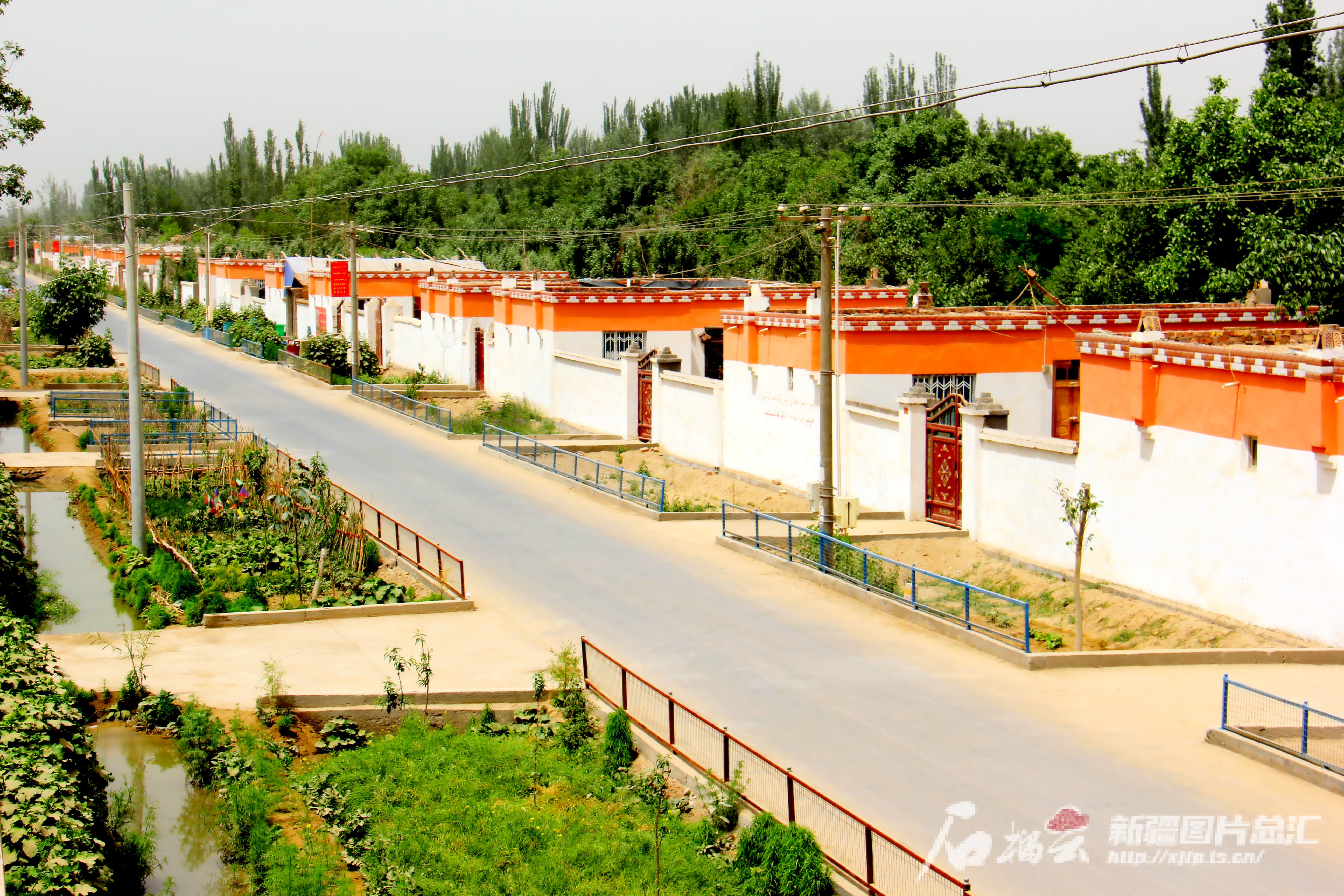 新疆农村安居工程给群众稳稳的幸福