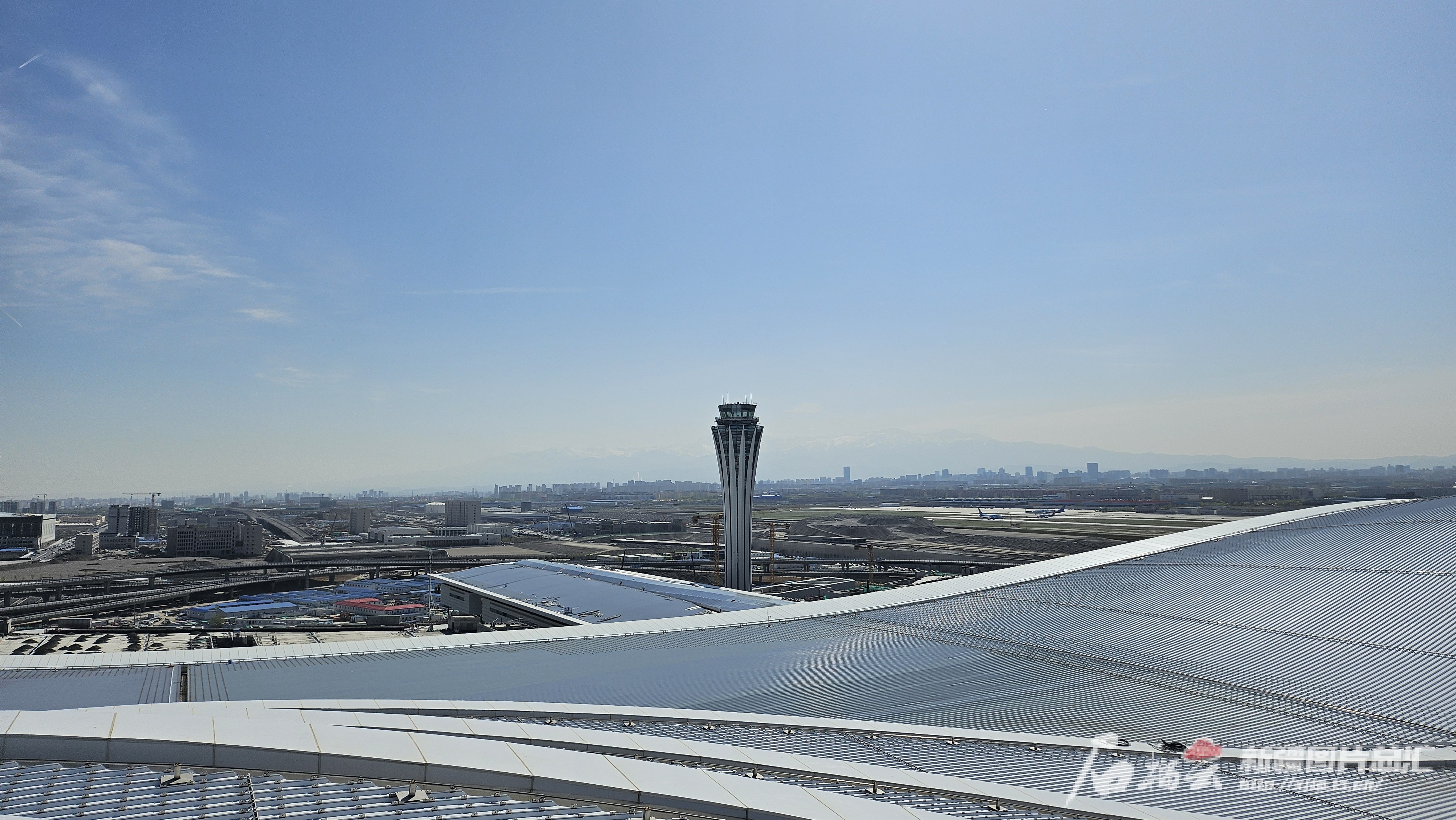 乌鲁木齐国际机场改扩建工程t4航站楼通过验收